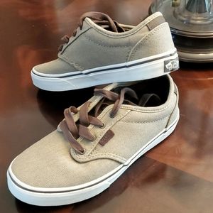 Youth Van's Canvas Tennis Shoes NEW!